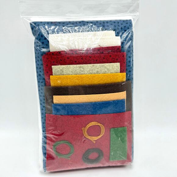 Wall Hanging Mini Quilt Kit with Fabric 13x15 Sunbonnet Sue Overall Sam Folk Art - Picture 4 of 4